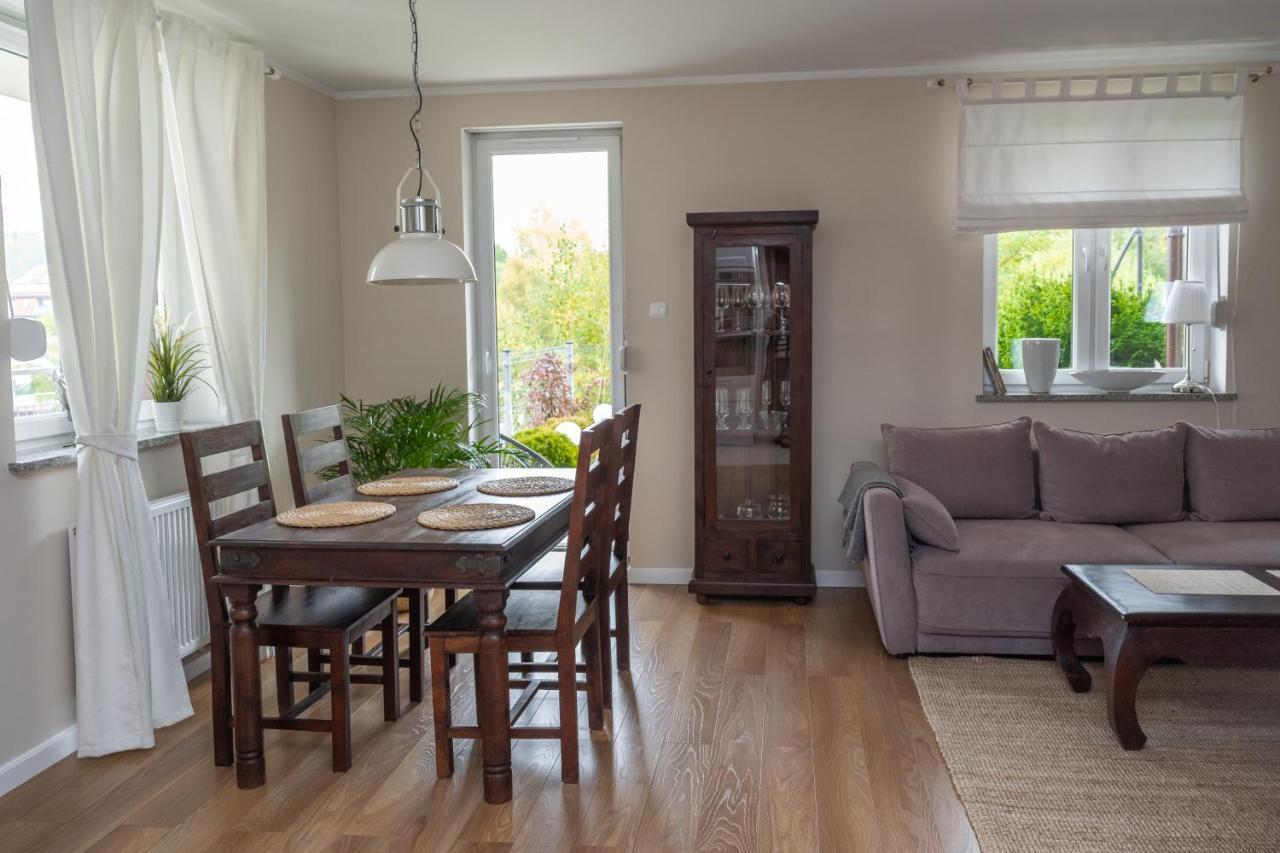 Two Garden Apartment, Apartament z dwoma tarasami i ogrodkami Polanica-Zdrój Buitenkant foto